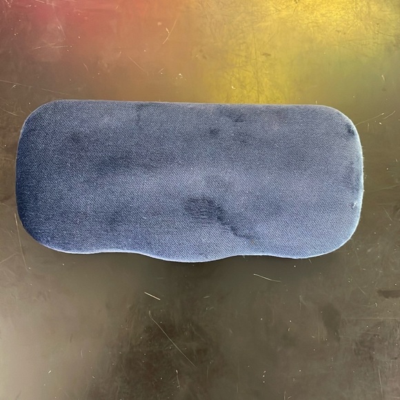 BLUE GUCCI EYEGLASS CASE *AUTHENTIC* - Picture 3 of 3